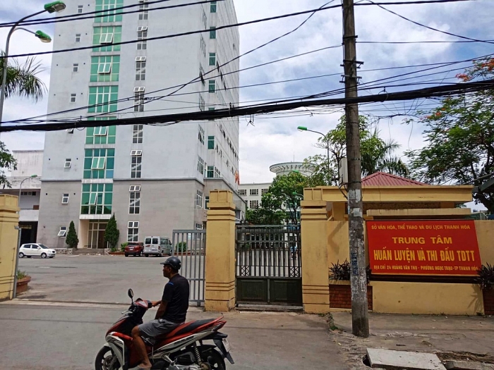 vi sao nguyen pho giam doc so van hoa thanh hoa le van nam bi tam giu
