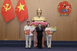 bau truc tiep bi thu huyen uy tai yen bai long an va phu yen