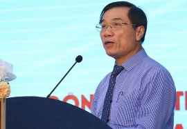 vi sao pho chu tich thanh hoa pham dang quyen bi ky luat canh cao