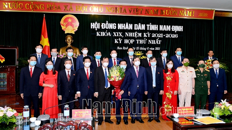 Các thành viên UBND tỉnh Nam Định nhiệm kỳ 2021-2026. Ảnh: Cổng TTĐT tỉnh Nam Định)