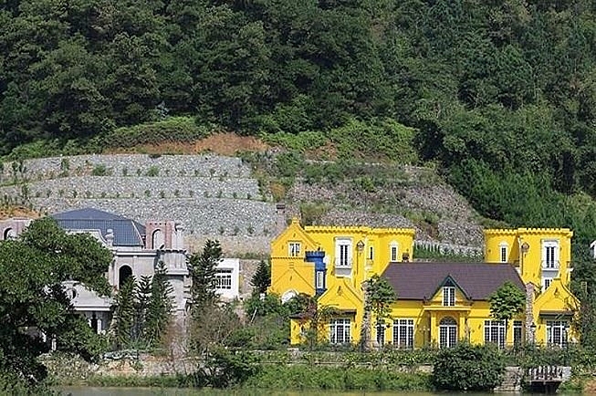 ha noi 6 thang dau nam ky luat 442 dang vien cach chuc 7 truong hop