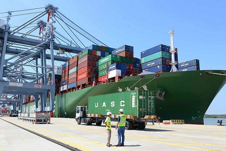 Bộ Công Thương chỉ ra hàng loạt biện pháp giải quyết ùn tắc tại cảng biển