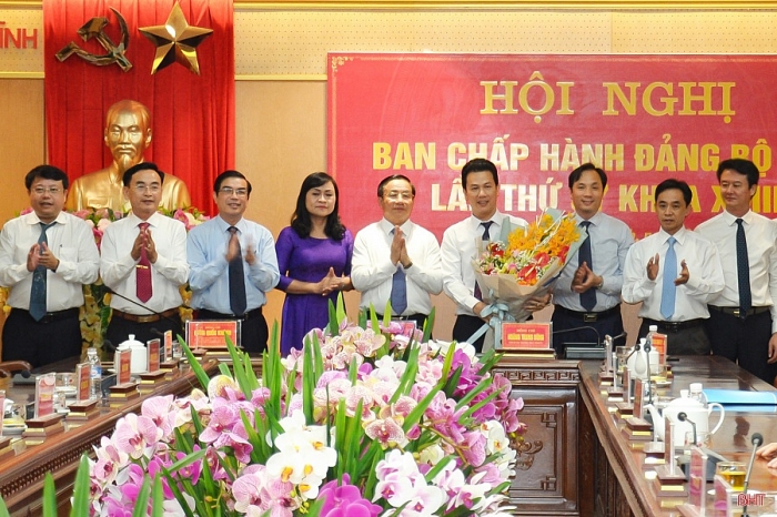 pho bi thu tinh uy ha tinh nhan nhiem vu moi tai ha giang