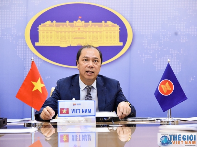 trung quoc de nghi nang cap quan he voi asean len doi tac chien luoc toan dien