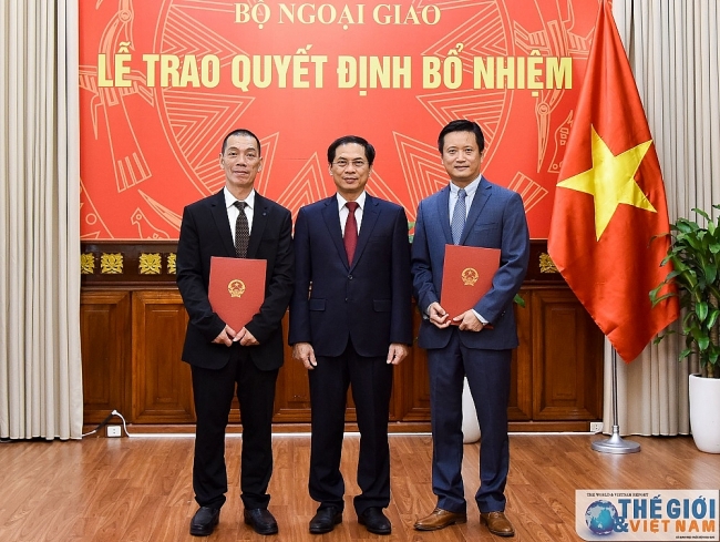 5026 thu truong thuong truc bui thanh son trao quyet dinh bo nhiem can bo cap vu 4
