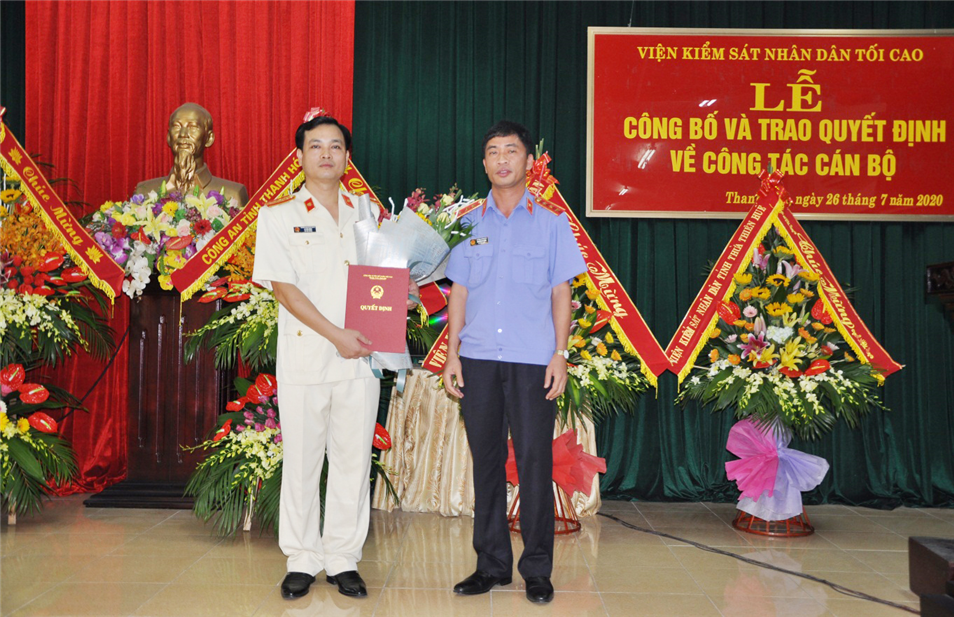 dieu dong bo nhiem nhan su toa an nhan dan vien kiem sat va bo y te