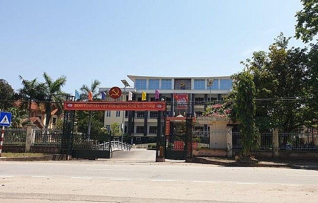 thanh hoa canh cao cach chuc nhieu lanh dao huyen vu vay 52 ty de chi tieu