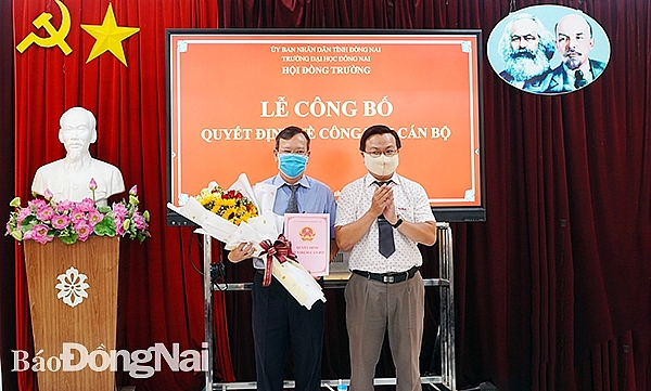 TS. Lê Anh Đức nhận quyết định bổ nhiệm