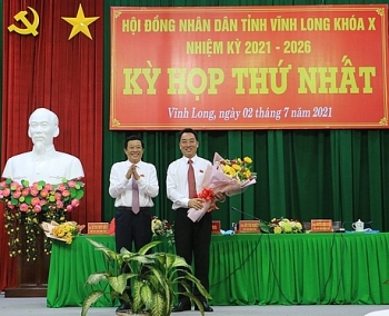 vinh long chu tich hdnd va ubnd tinh tai dac cu nhiem ky moi
