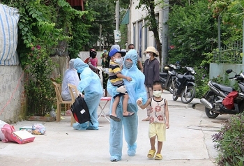 Tấn công dịch Covid-19 không khoan nhượng, song tính mạng và sức khỏe của nhân dân là trên hết, trước hết