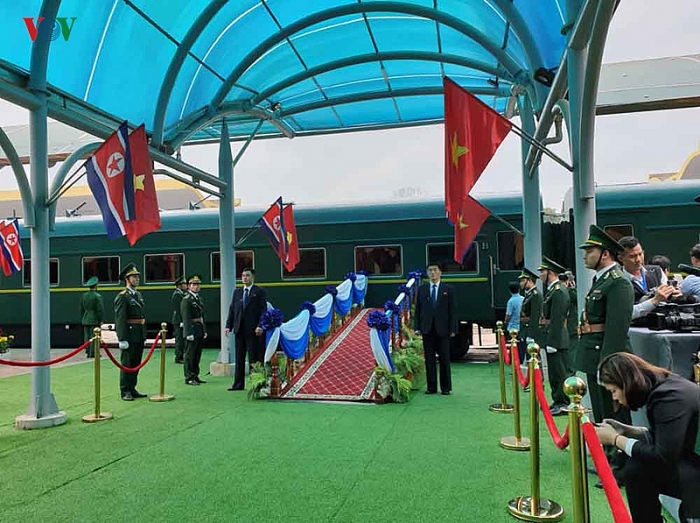 bo doi bien phong ke chuyen don tien nha lanh dao trieu tien