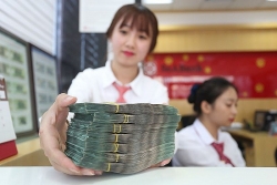 Nhiều ngân hàng đẩy lãi suất lên 10%/năm