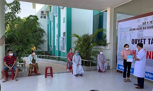 xuat vien 4 ngay benh nhan lai duong tinh voi covid 19