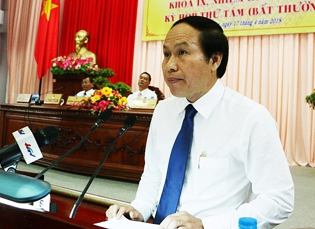 2829 le tien chau