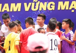 Dàn sao tuyển Việt Nam lần đầu quy tụ tại một chương trình xã hội