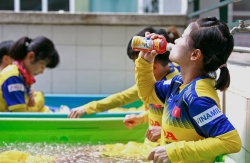 "Dinh dưỡng vàng" cùng đội tuyển bóng đá nữ vô địch Đông Nam Á 2019