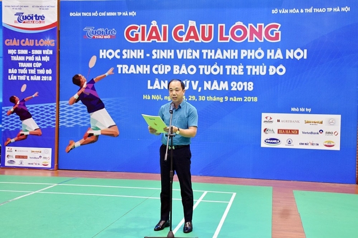 giai cau long hoc sinh sinh vien tp ha noi tranh cup bao tuoi tre thu do lan toa suc tre dam me