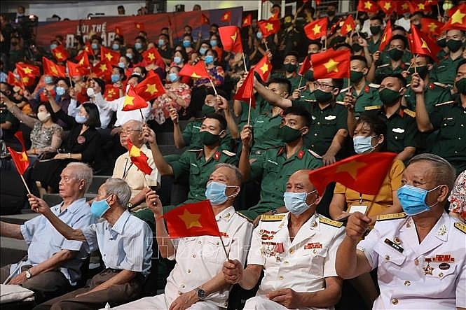 chuong trinh dac biet loi the doc lap sang mai tinh than khong co gi quy hon doc lap tu do