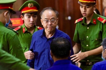 ong nguyen thanh tai bat khoc xin loi nguoi dan khi noi loi sau cung