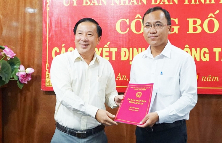 thua thien hue soc trang bo nhiem nhan su moi
