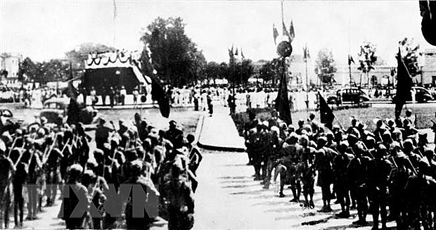 Quốc khánh 2/9: Chiến thắng của sức mạnh "ý Đảng, lòng Dân" | Xã hội | Vietnam+ (VietnamPlus)