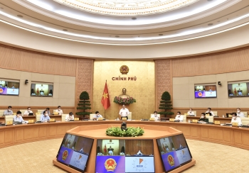 Nhanh chóng kiểm soát dịch bệnh, xây dựng kế hoạch kịch bản phục hồi và thúc đẩy kinh tế trong điều kiện mới