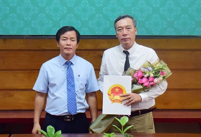 dieu dong bo nhiem nhan su 4 tinh thanh