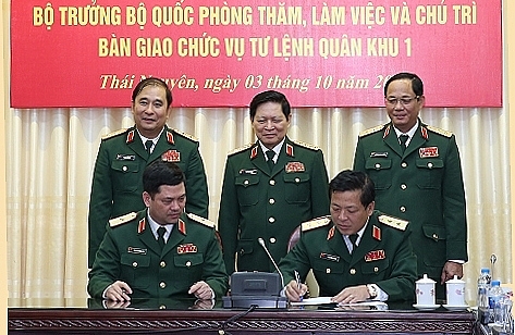 chan dung thieu tuong nguyen hong thai tan tu lenh quan khu 1
