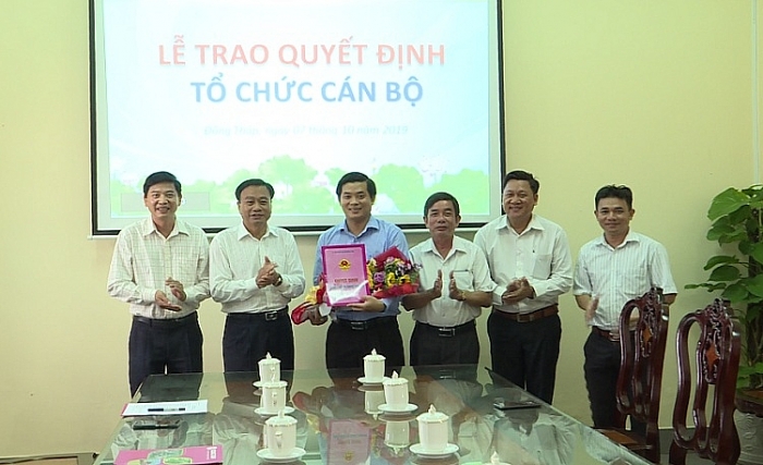 Nhân sự mới tại Đồng Tháp, Khánh Hoà, Bắc Giang nhan su moi tai dong thap khanh hoa bac giang