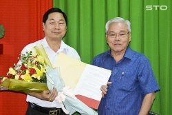 hai si quan duoc thang quan ham thuong tuong