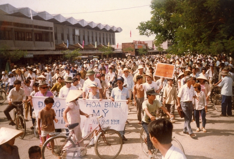 Đi bộ vì hoà bình Việt – Mỹ năm 1991