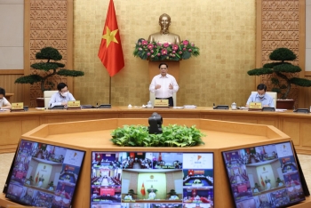 thu tuong yeu cau khan truong hoan thien hai chien luoc lon som co chinh sach kich thich kinh te