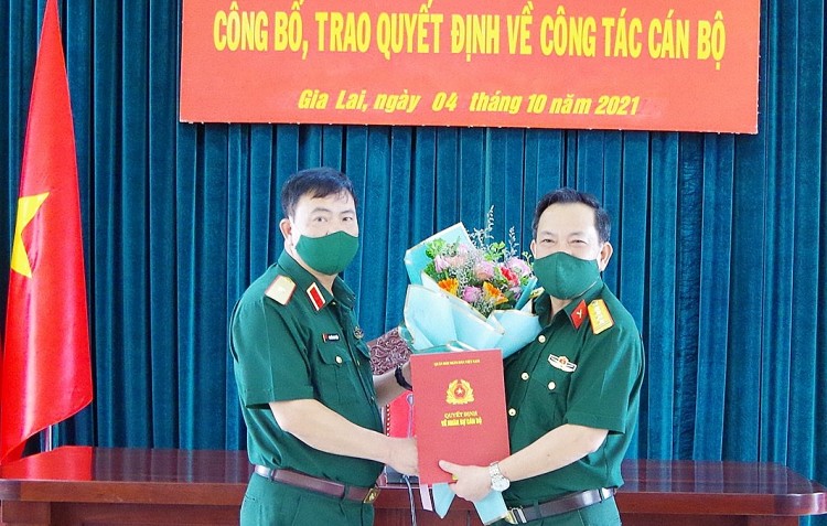 Đại tá Đỗ Đức Dũng giữ chức vụ Chủ nhiệm Chính trị Quân đoàn 
