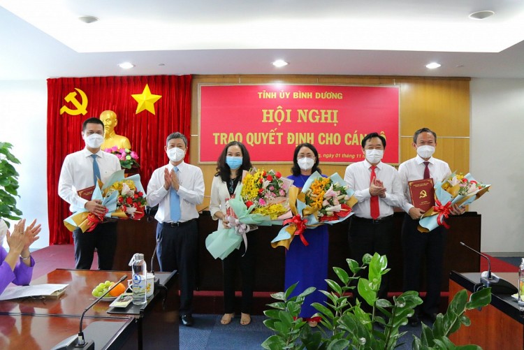 Loạt nhân sự mới được bổ nhiệm tại Khánh Hòa, Bình Dương, Đồng Tháp