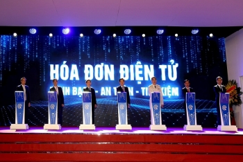 Nỗ lực bắt kịp, tiến cùng, vươn lên trong quản lý thuế so với khu vực và thế giới