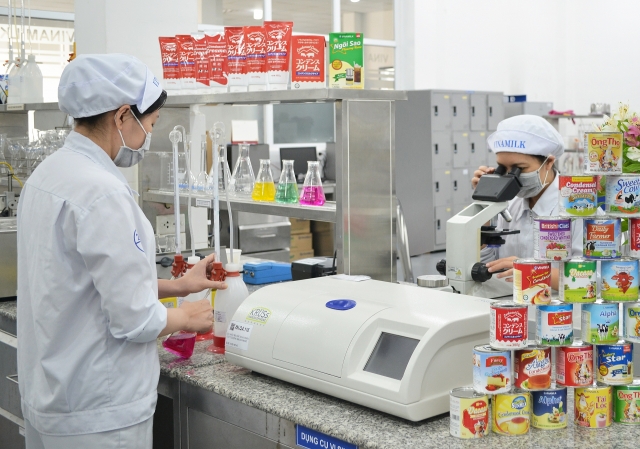 Vinamilk nhận giải thưởng Doanh nghiệp Xuất khẩu của châu Á năm 2019 vinamilk nhan giai thuong doanh nghiep xuat khau cua chau a nam 2019