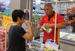 Sữa tươi Organic của Vinamilk chinh phục người tiêu dùng Singapore thế nào?