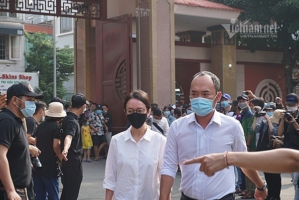 Đồng nghiệp, người hâm mộ ngậm ngùi tiễn đưa nghệ sĩ Chí Tài