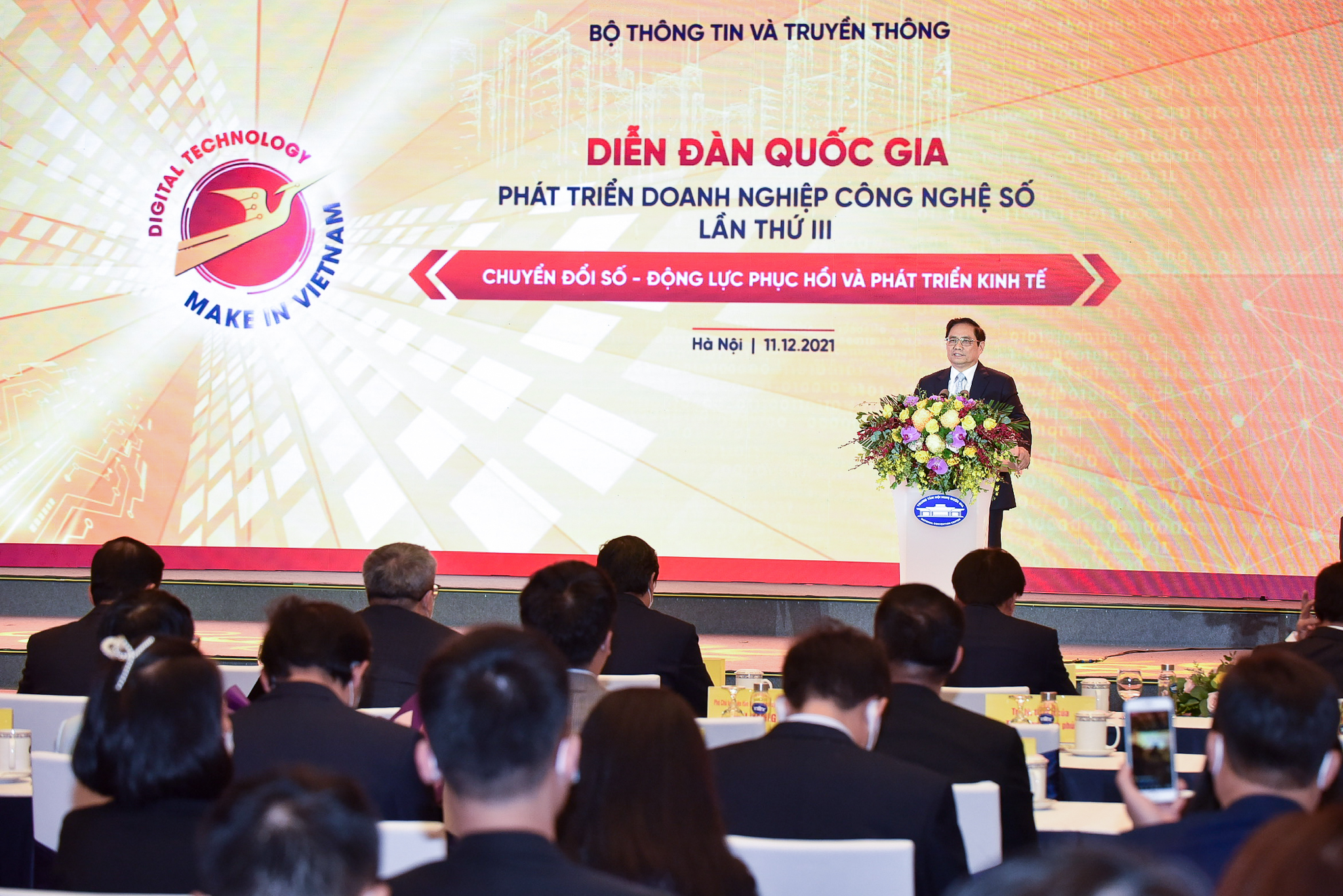 Đẩy mạnh chuyển đổi số để làm lợi thiết thực cho người dân, giải quyết những vấn đề lớn của đất nước