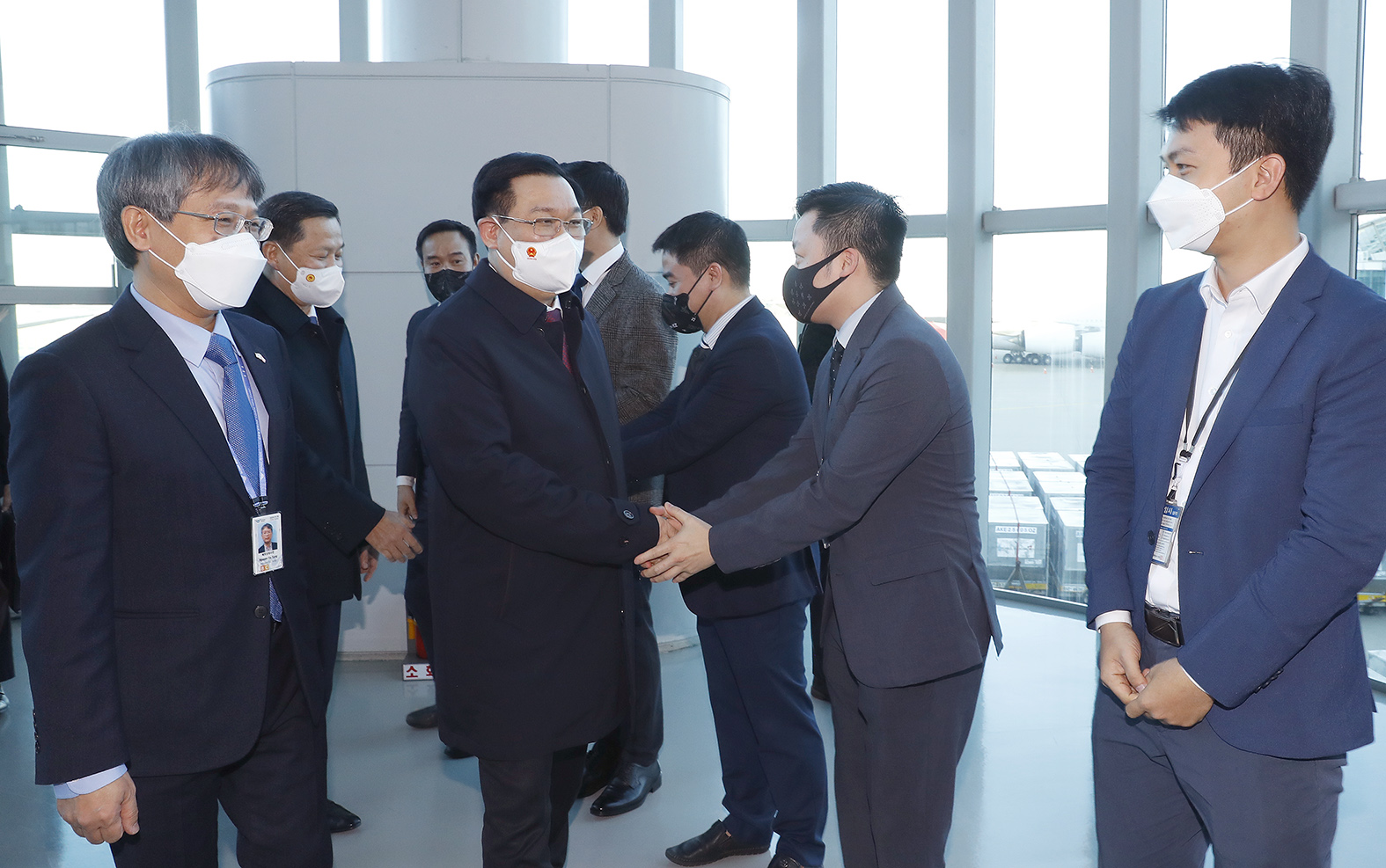Chủ tịch Quốc hội Vương Đình Huệ lên đường thăm chính thức Hàn Quốc, Ấn Độ