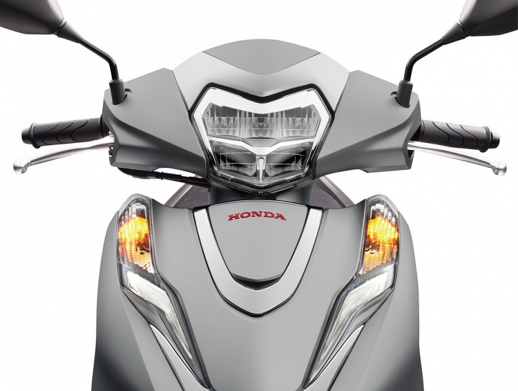 Honda ra mắt LEAD 125cc với động cơ mới, giá từ 38,99 triệu