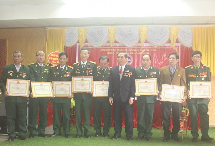 Xây dựng tổ chức vững chắc, hoạt động hiệu quả