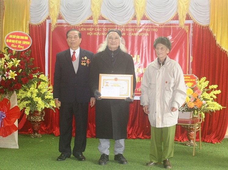Xây dựng tổ chức vững chắc, hoạt động hiệu quả