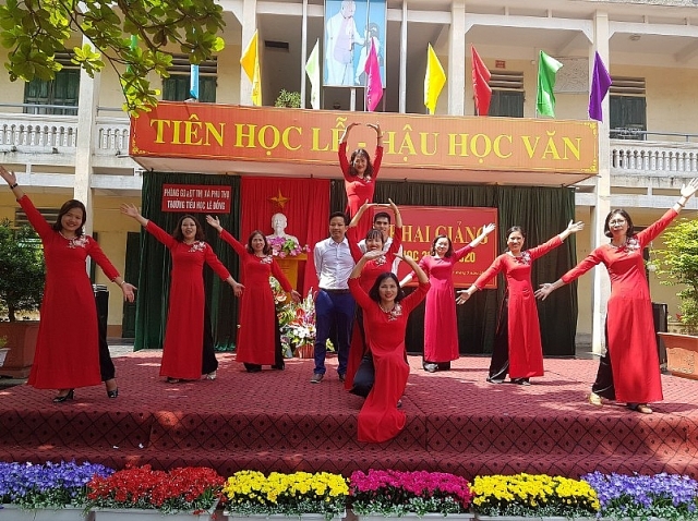 phu tho truong tieu hoc le dong doi moi phuong phap day hoc lay hoc sinh lam trung tam