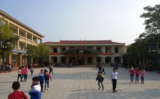 phu tho truong tieu hoc hung lo truong thanh trong gian kho