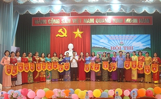 phu tho soi noi hoi thi phong chong bao luc tre trong cac co so gdmn tai phu ninh