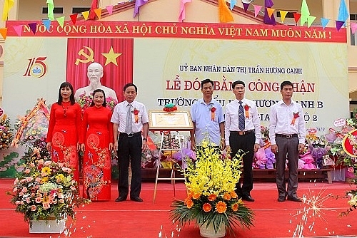 vinh phuc truong tieu hoc huong canh b dat chuan quoc gia muc do 2