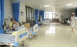 benh nhan phi cong anh loc mau tro lai nhiem loai vi khuan kho dieu tri