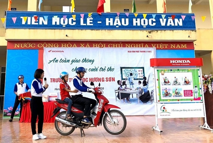 Trường Tiểu học Hương Sơn đổi mới mạnh mẽ sự nghiệp “trồng người”