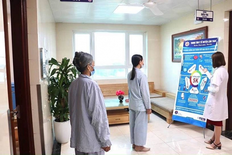 TTYT huyện Lâm Thao: Thực hiện tốt mục tiêu kép phòng chống dịch Covid-19, nâng cao chất lượng khám chữa bệnh